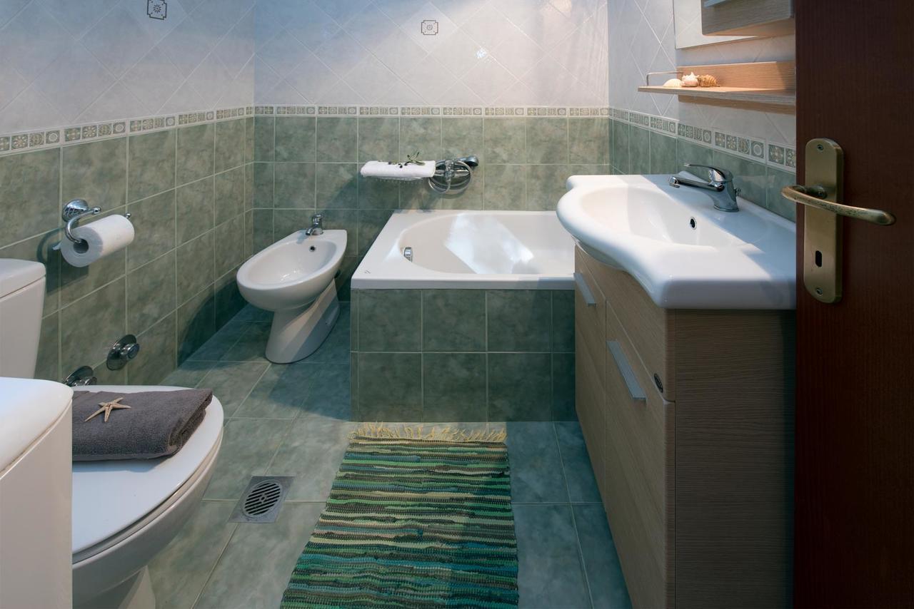 Pensjonat Gogles House Agioi Deka  Zewnętrze zdjęcie